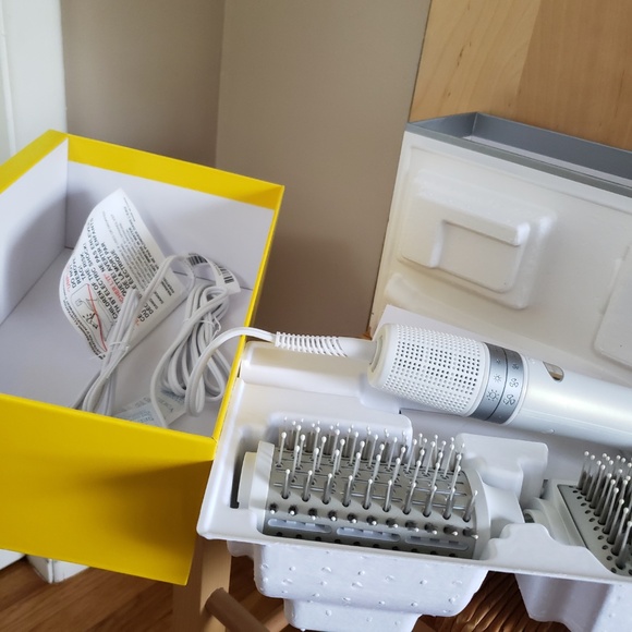 Drybar Reserve Blow Dryer NEW! - Picture 4 of 11